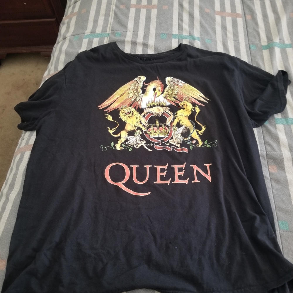 queen shirt